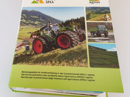 Classeur SPAA y. c. abonnement de 2 ans pour écoles d'agriculture