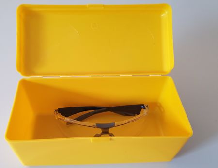 Boîte pour lunettes artilux vide